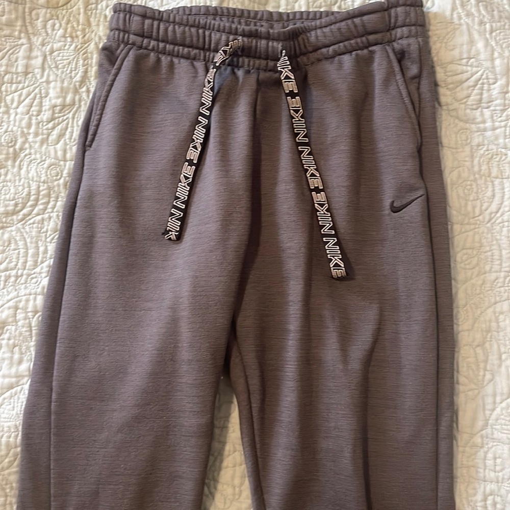 Sweat pants